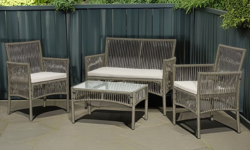 Image 5: Verona Four-Piece Rope Garden Furniture Set
