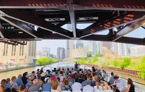 90-Minute Chicago Architecture Boat Tour in Chicago River