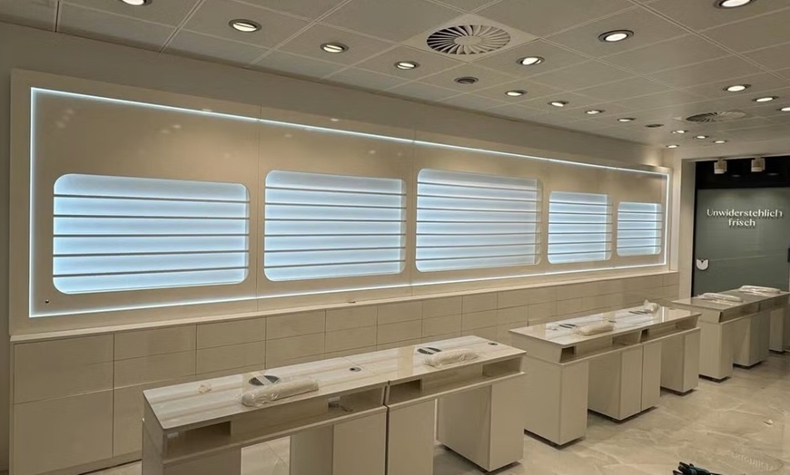 Image 5: Shellac Toes, BIAB Nails, Full Pedi w/ Shellac, File & Shellac Hand