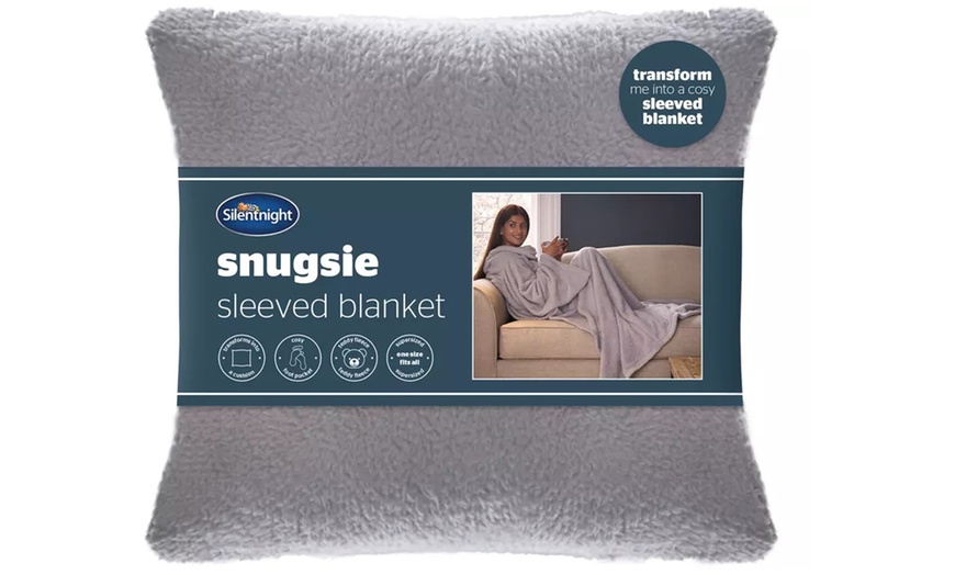 Image 3: Silentnight Snugsie Wearable Teddy Fleece Blanket