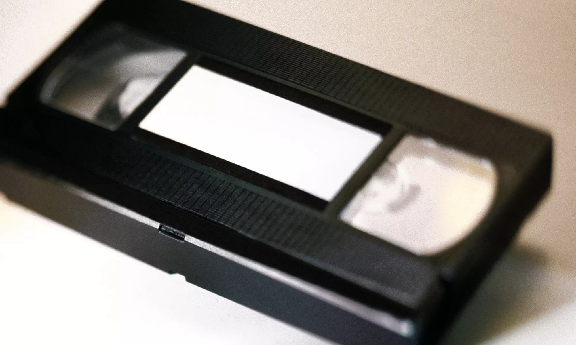 Digitalisierung im HDV 720p Format 3 bis zu 18 Videokassetten mit bis zu je 240 Min. bei DeinFilmtransfer (94% sparen*) - Primary Image