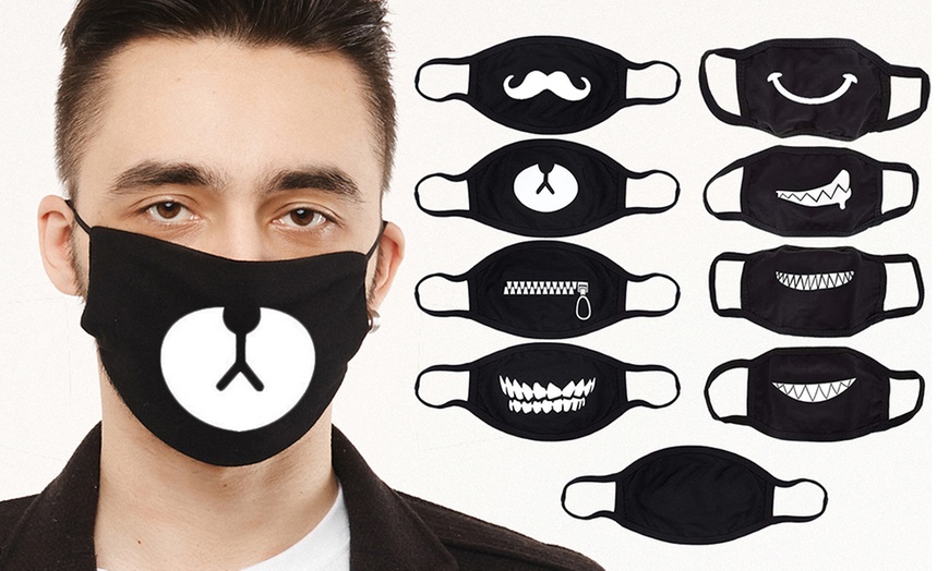 Image 4: Emoticon Face Mask