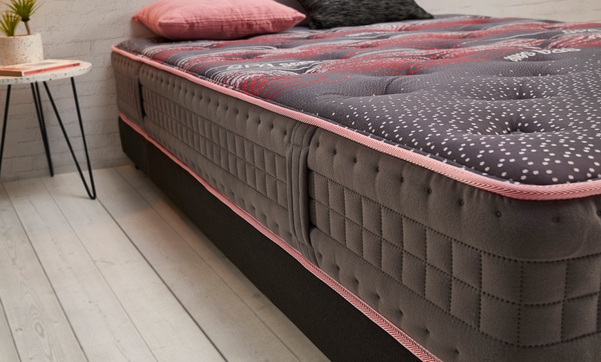 Image 2: Matelas à mémoire de forme Luxury Spa