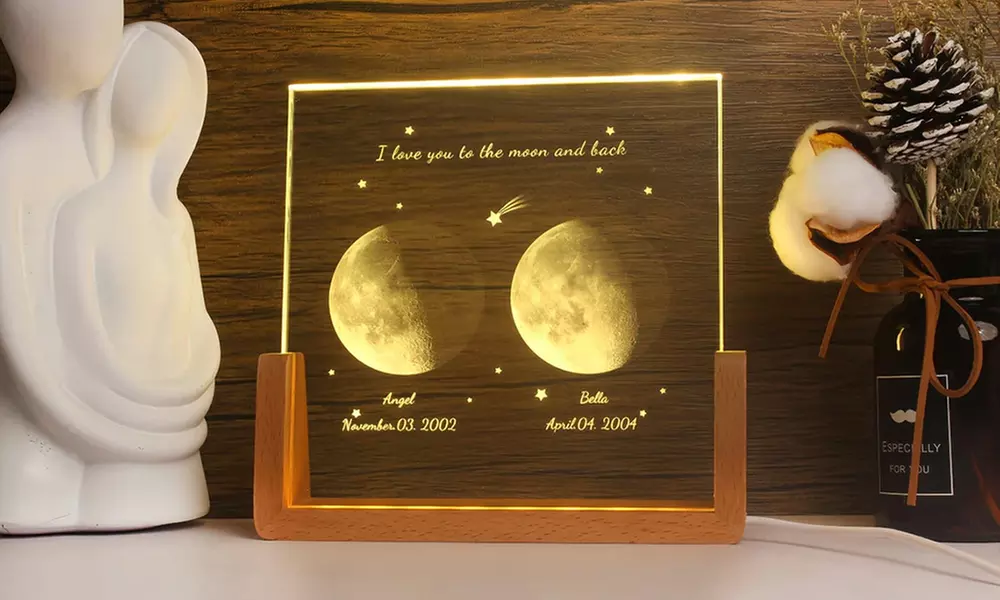Personalisiertes LED-Kristall-Nachtlicht auf Holzsockel