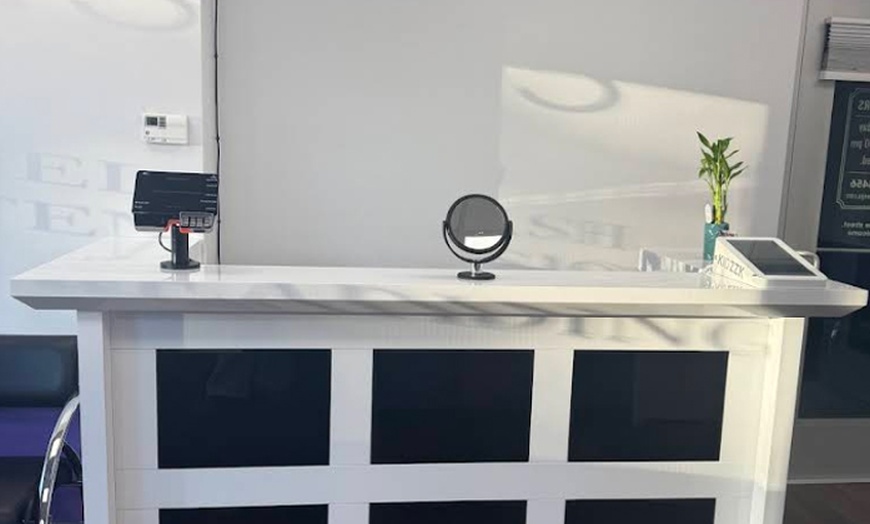 Image 1: Choose from Classic, Natural or  Gorgeous Look Eyelash Extensions