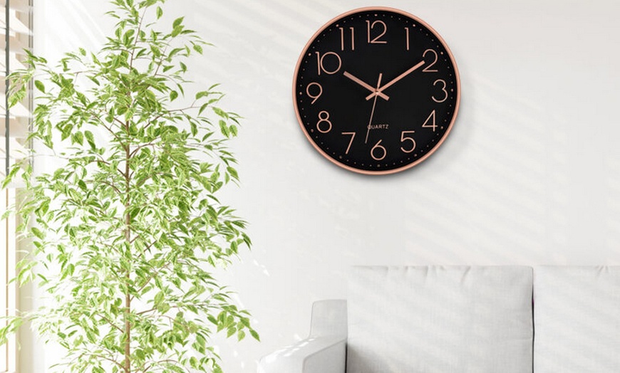 Image 6: Stylish 12'' Wall Clocks