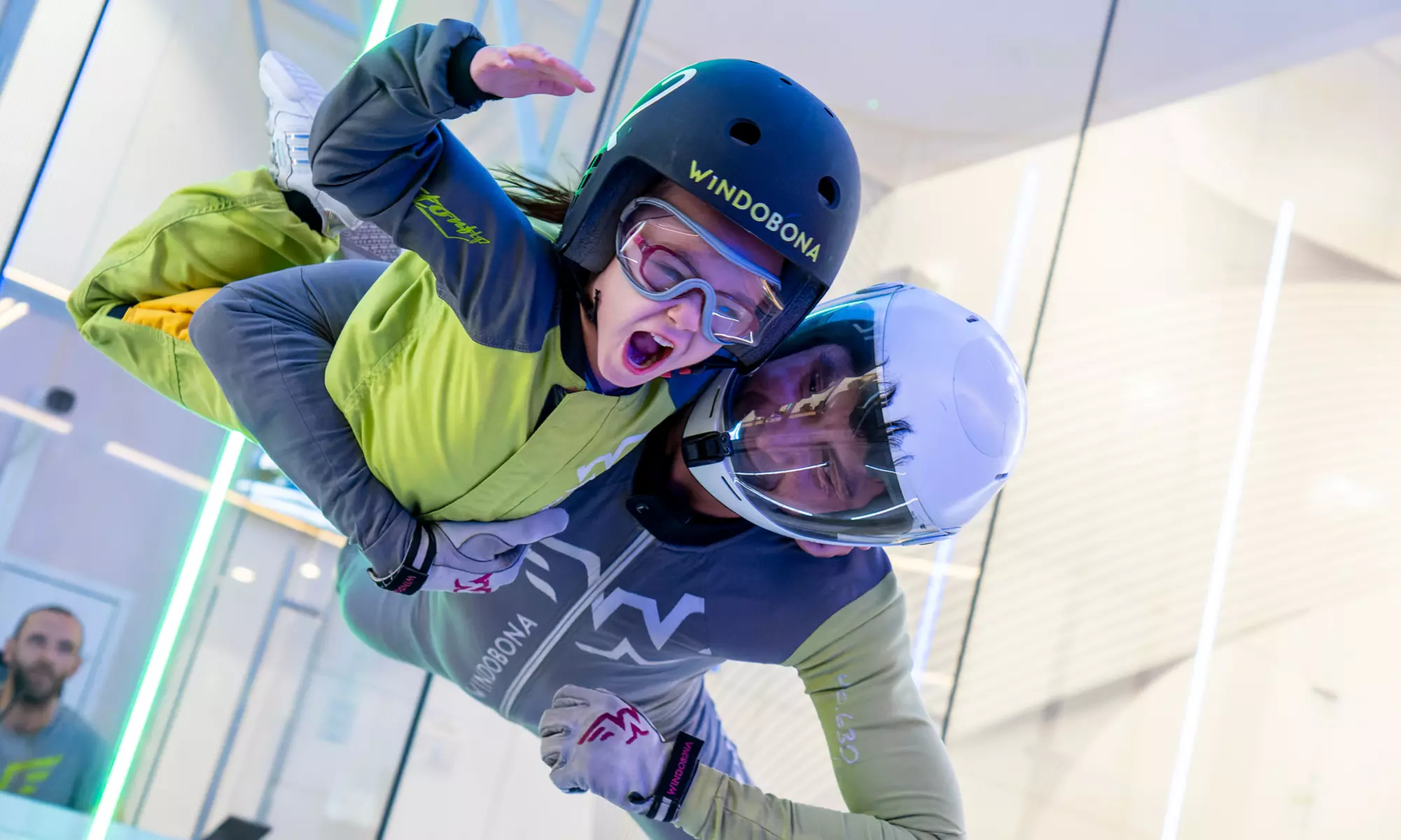 2 vuelos de paracaidismo indoor de 1 minuto para niño o adulto