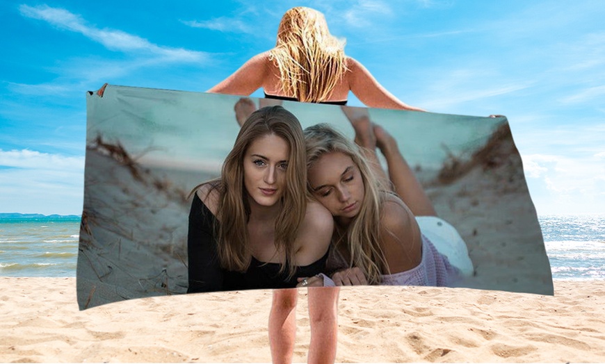 Image 3: Custom Bath Towels