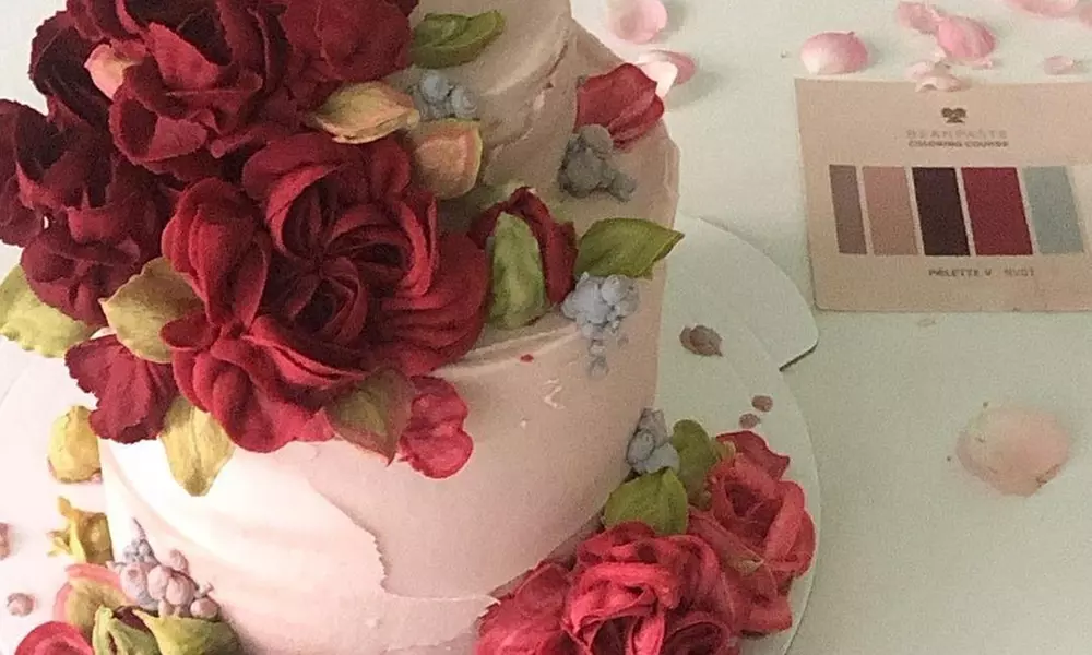 Experience cake designing at Keto Bakery OC with a workshop in Orange, CA, up to 91% off - Second Medium