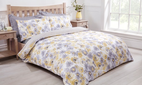 Piumino reversibile Easy Care disponibile in 2 dimensioni e diverse fantasie