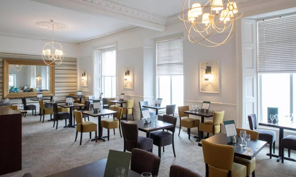 Cornwall: Double or Twin Room w/ Breakfast & Optional £30 F&B Voucher