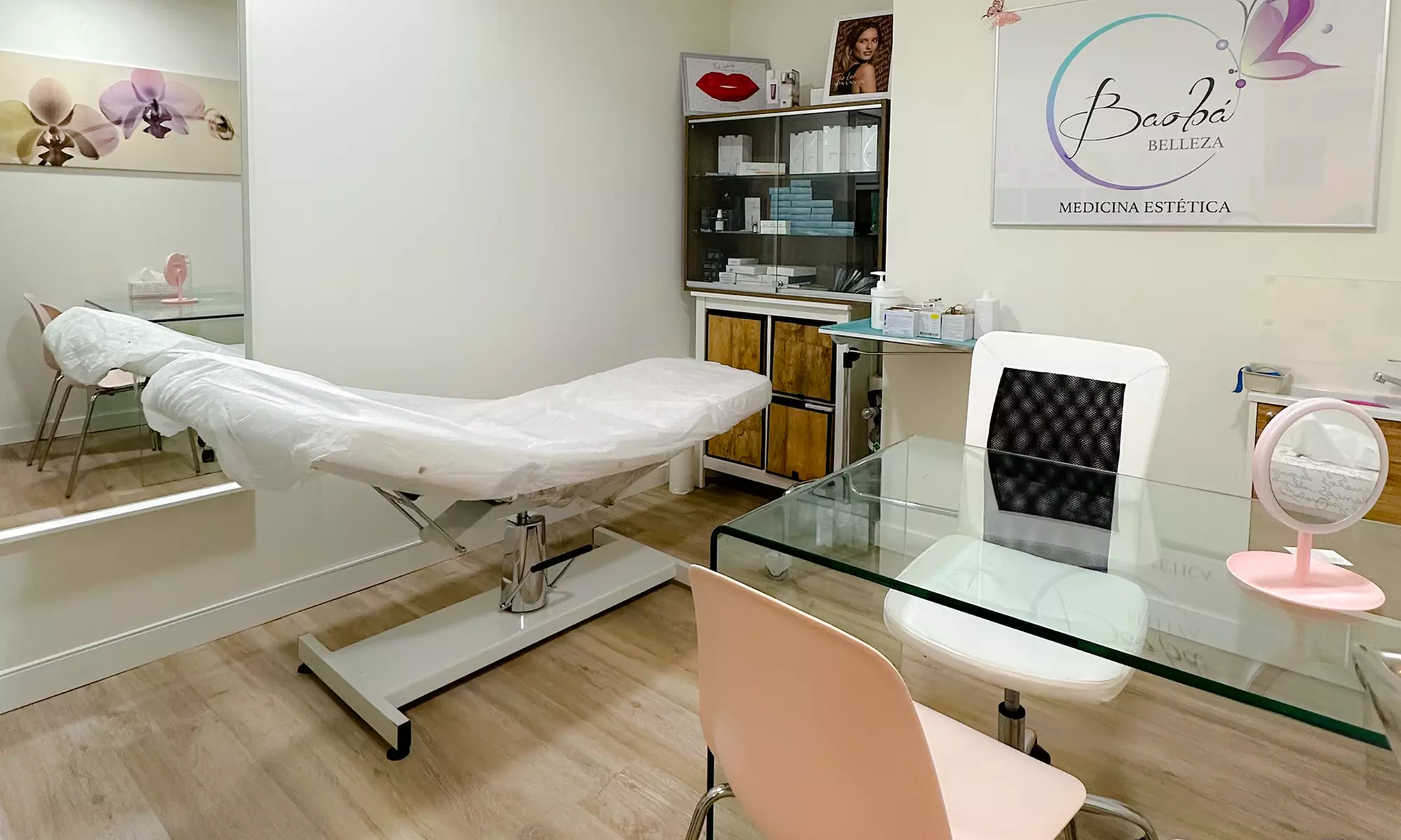 Revitaliza tu piel con una limpieza hydrafacial de 8 pasos con extras