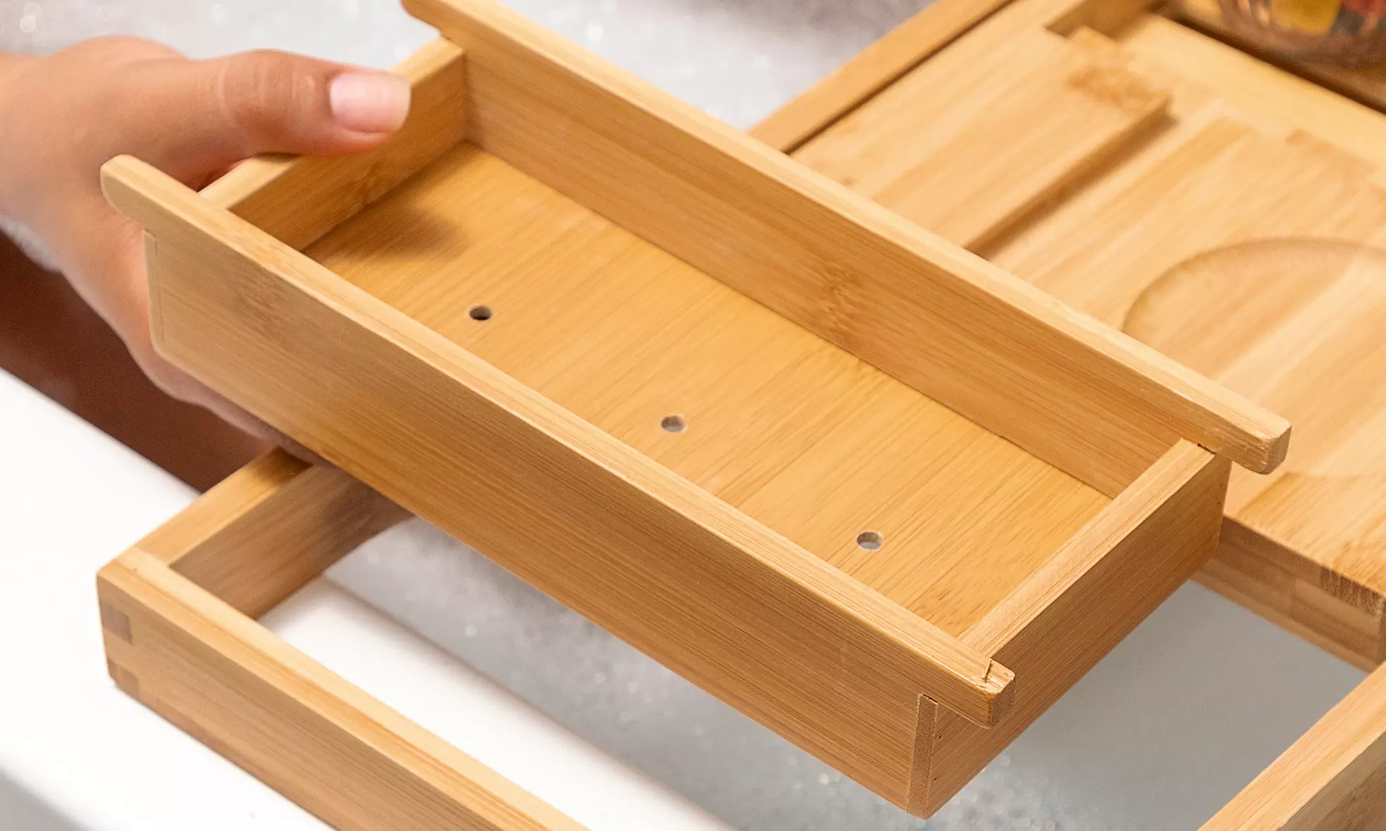 Innovagoods ausziehbare Bambus-Badewannenablage