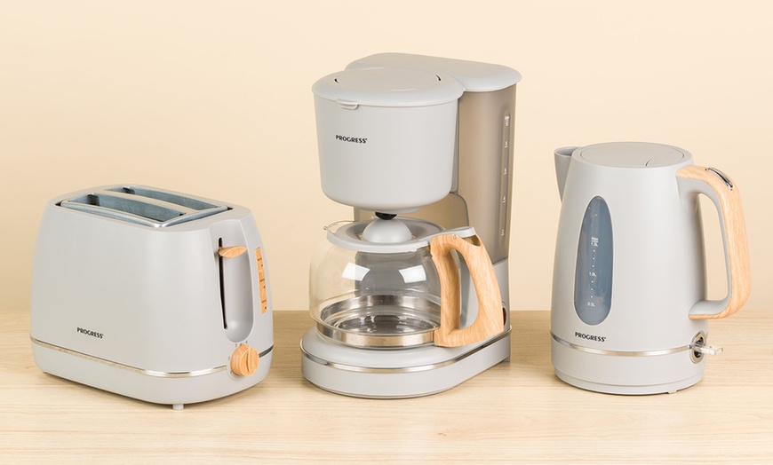 Image 11: Kettle, Toaster and Coffee Maker