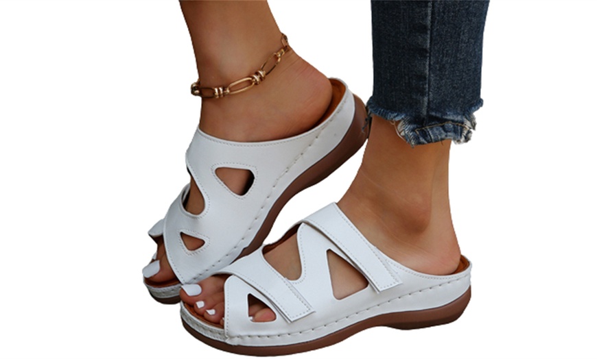 Image 8: Women's Wide Fit Slip-On Sandals