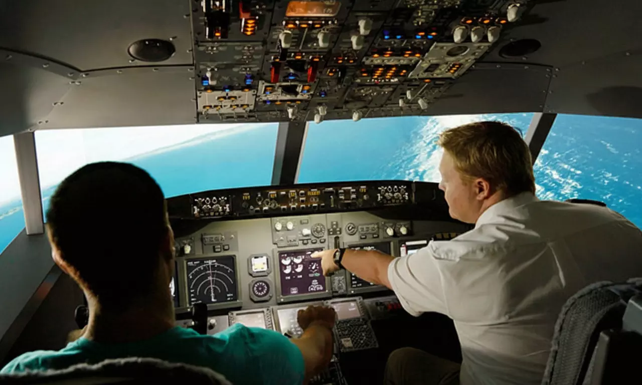 30-, 60- or 90-Minute Jet Flight Simulator Experience for One Person