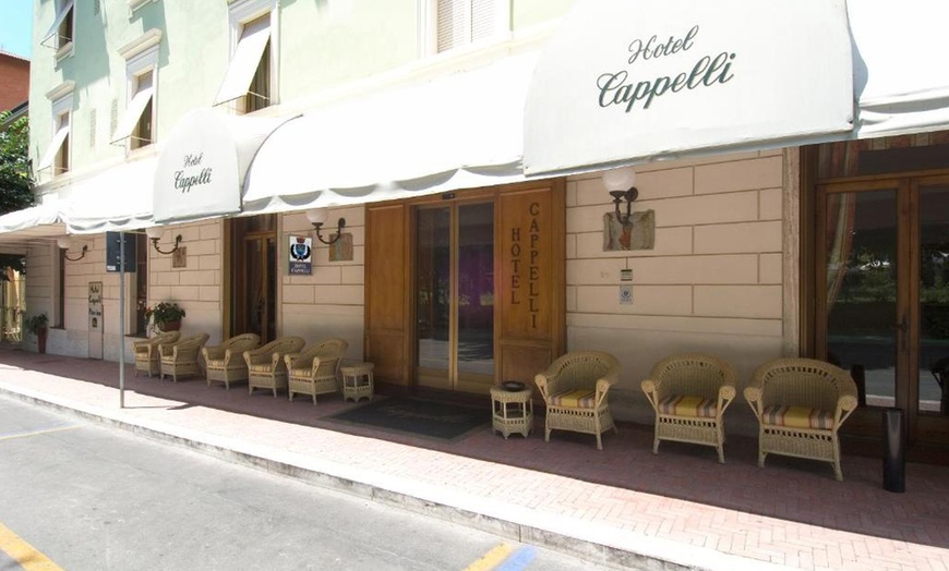 Image 17: Montecatini: camera doppia con colazione o mezza pensione