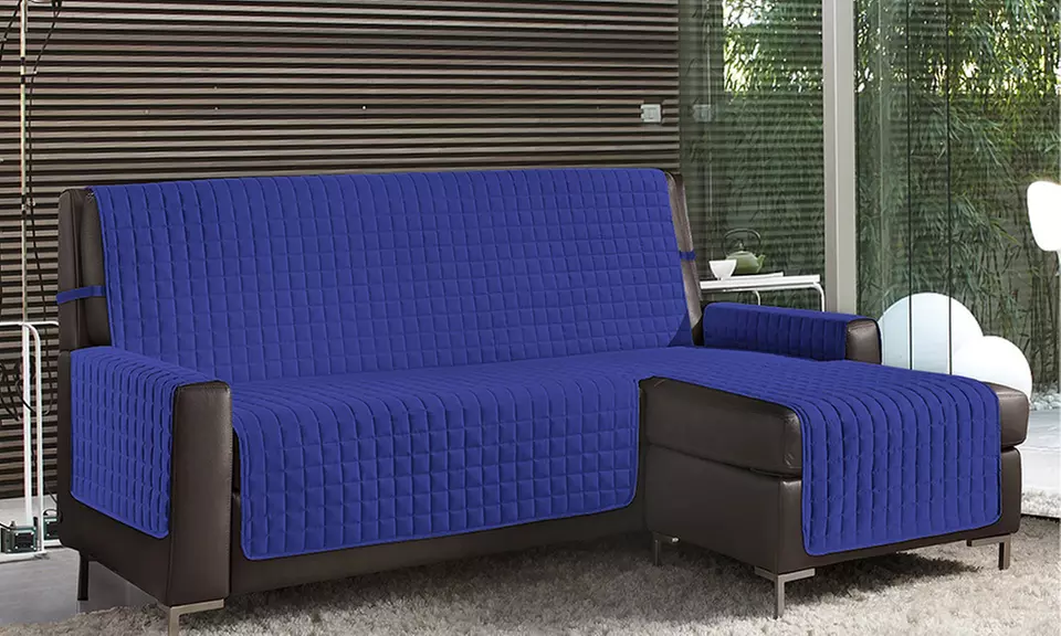 Gesteppter Sofabezug mit Halbinsel