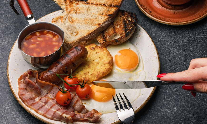 Image 7: Brunch with coffee, tea or juice & One Glass of Prosecco