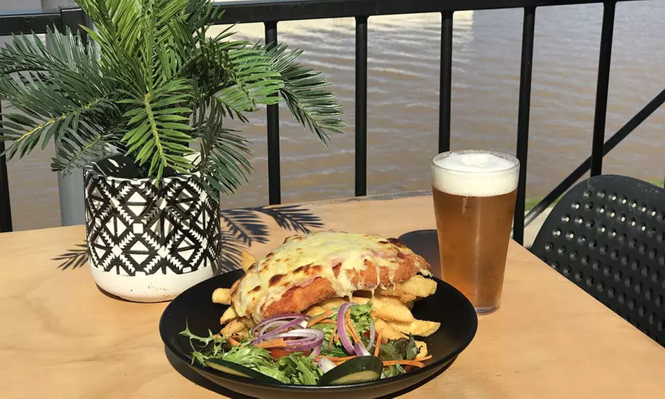 Practice Wakeboarding or Kneeboarding at Gold Coast Wake Park