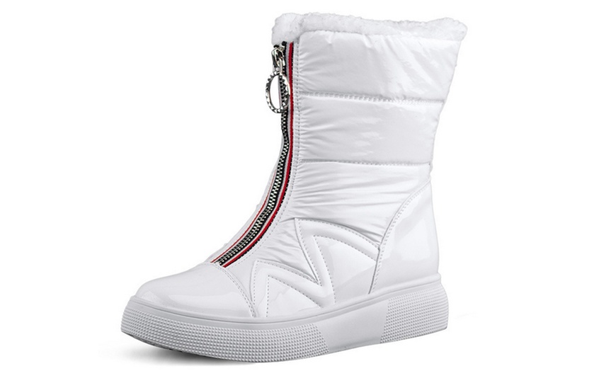 Image 2: Women's Zip Front Snow Boots