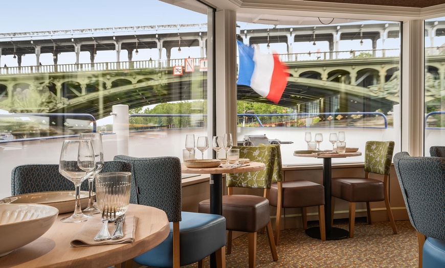 Image 6: Dîner-croisière ou brunch dominical à bord du Capitaine Fracasse