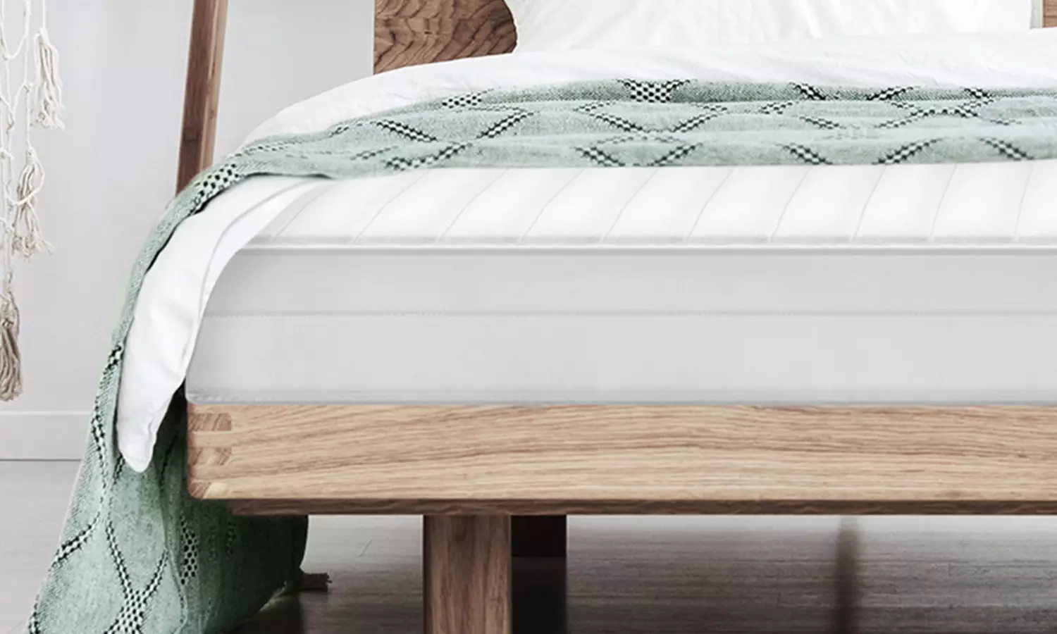 Matelas avec 7 zones de confort à haute résilience, dimension au choix et livraison offerte - Primary Image