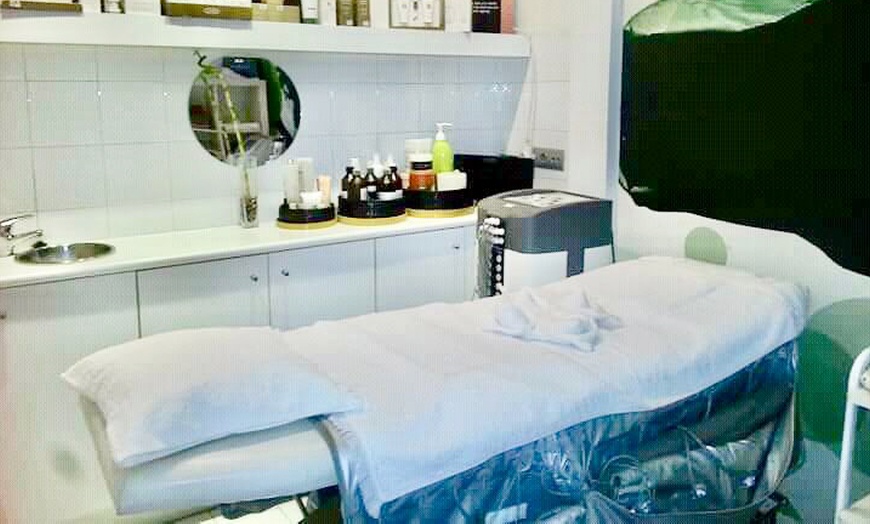 Image 2: Repara tu melena: tratamiento capilar a elegir con lavado y corte