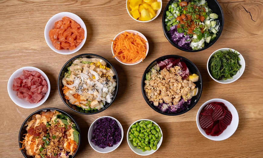 Image 1: Große Poke Bowl nach Wahl inkl. Getränk für 1 bis 4 Personen