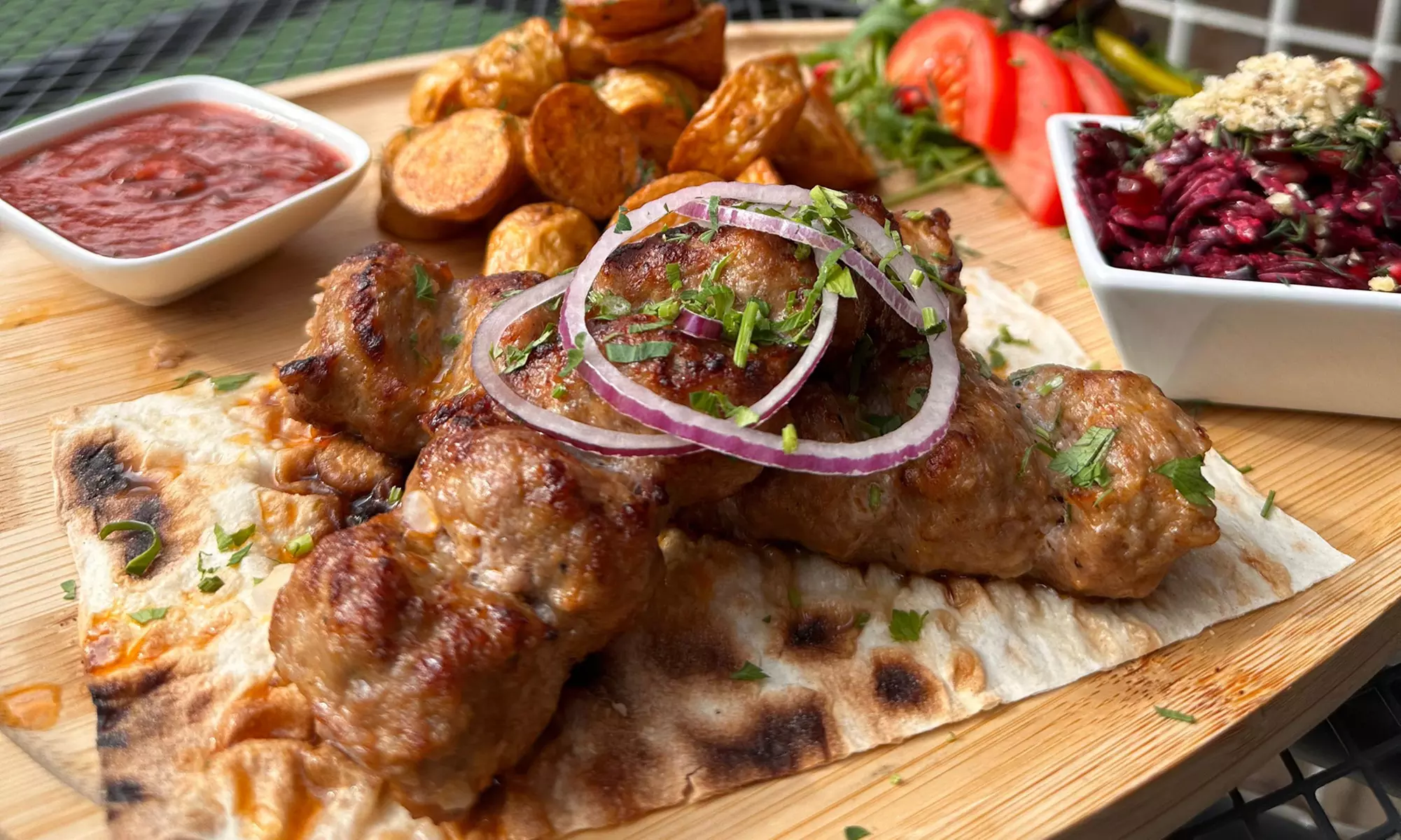 Armenisches 2- oder 3-Gänge-Menü mit Grillplatte für 2 oder 4 Personen