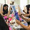 Image 5: Taller de pintura con vino y chuches ilimitadas para 1 o 2 personas
