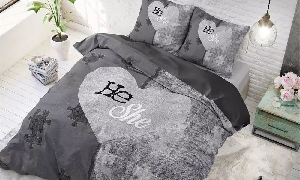 He and She Bettwäsche-Set in der Farbe und Größe nach Wahl - Primary Image