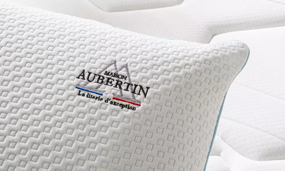 Pack prêt à dormir, couette, oreillers et protège-matelas