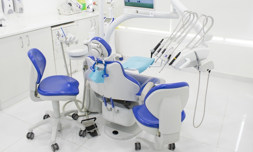 Image 4: Comprehensive Dental Checkups With Cleaning and More