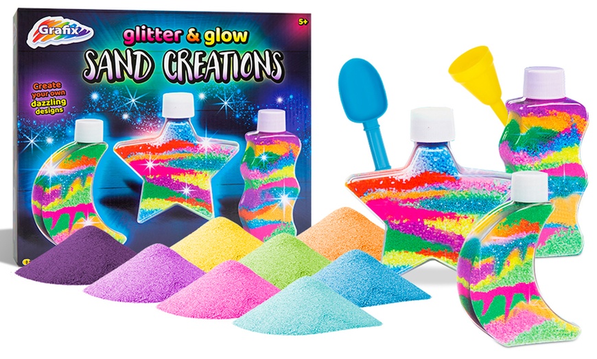 Image 1: Grafix Glitter Glow Sand Creation