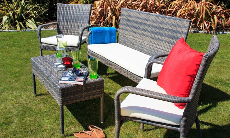 Image 3: Winchester Rattan-Effect 4-Seater Lounge Set