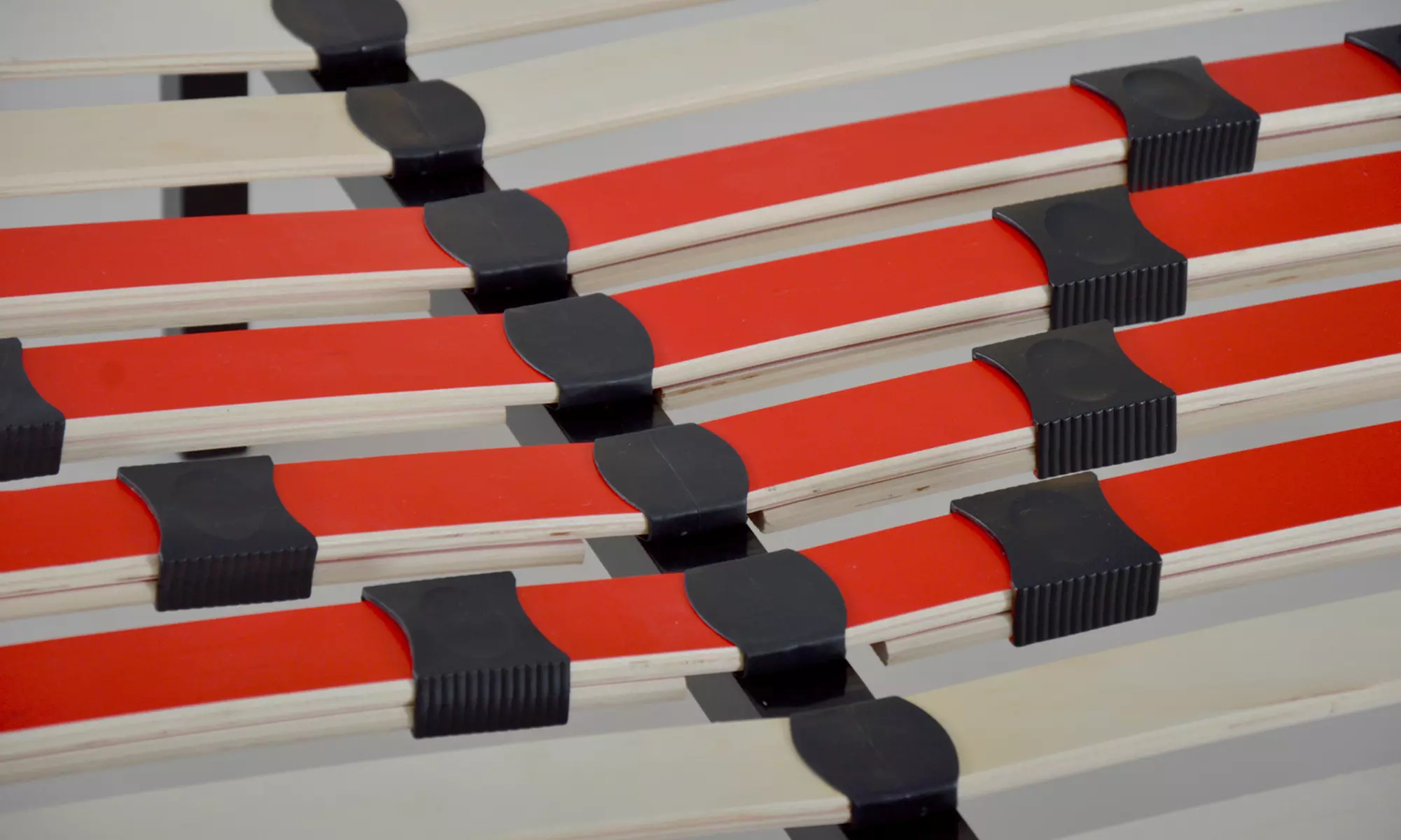 Sommier cadre à lattes morphologiques en métal