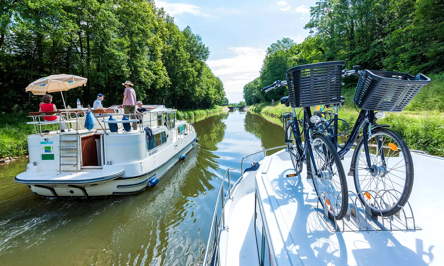 Houseboat Holiday: 7-Night Boat Hire for 2-5 People, Self-Drive Without Licence (21 Departure Ports in Europe) - Primary Image