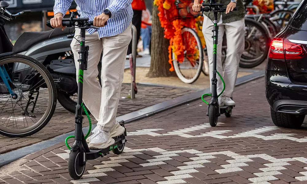 Amsterdam per elektrische step: 1 of 3 uur of een hele dag