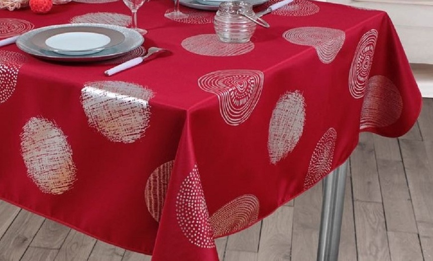 M.O.D. Microfibre Tablecloth | Groupon Goods