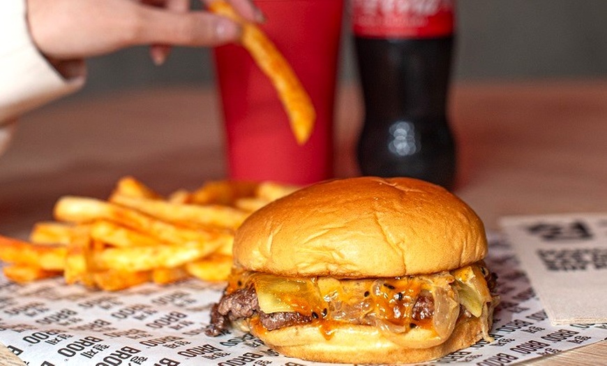 Image 9: Menú BROO gourmet de hamburguesa para 2 o 4 con postre y bebida