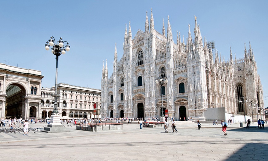 Image 2: ✈ Milan, Venice, Florence and Rome: 8 Nights with Flights