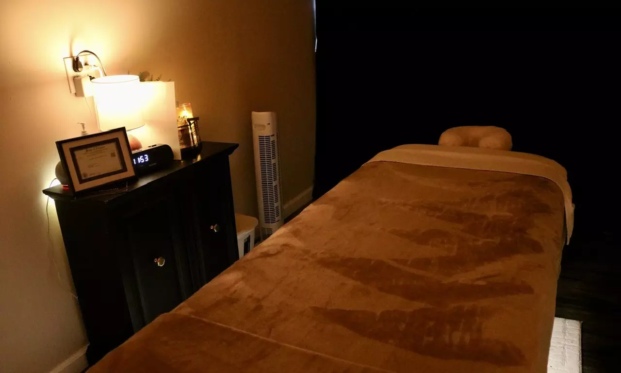 60 or 90-Min Swedish or Deep Tissue Massage at Tranquil Movements