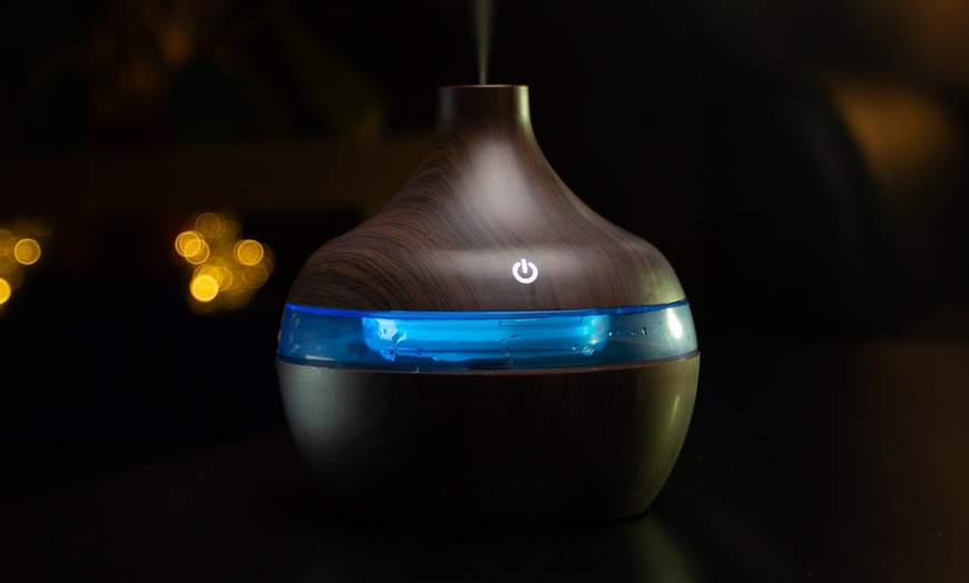 Image 5: USB Ultrasonic Aroma Humidifier with Optional Set of Essential Oils