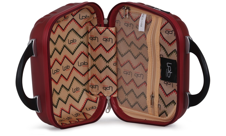 Image 42: LPB Cabin Suitcase and Vanity Set