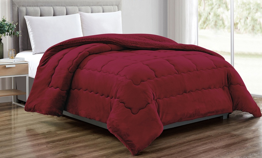 Image 5: Couette double en velours Sherpa