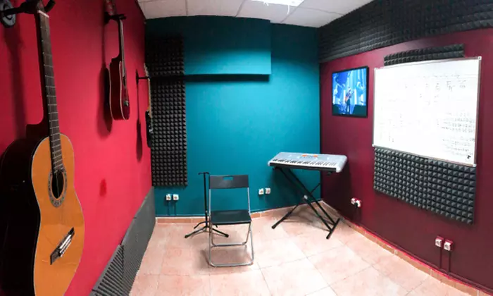 4 u 8 clases de un instrumento o canto en Academia del Arte - Primary Image