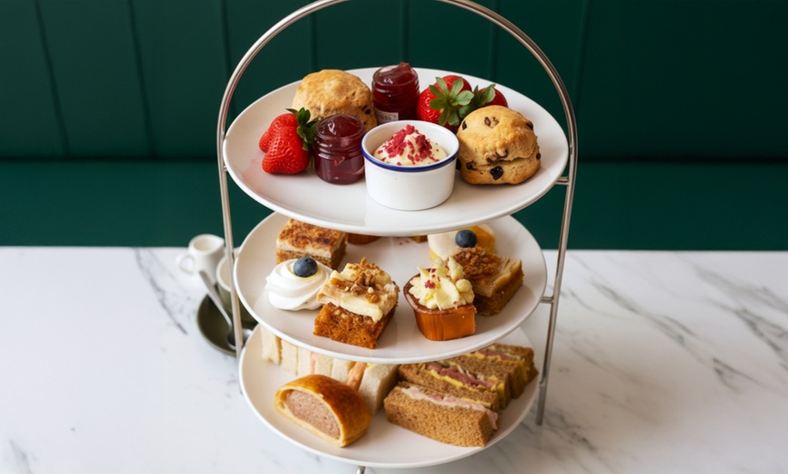 Image 3: Enjoy Classic, Prosecco or Cocktail Afternoon Tea for 1, 2 or 4