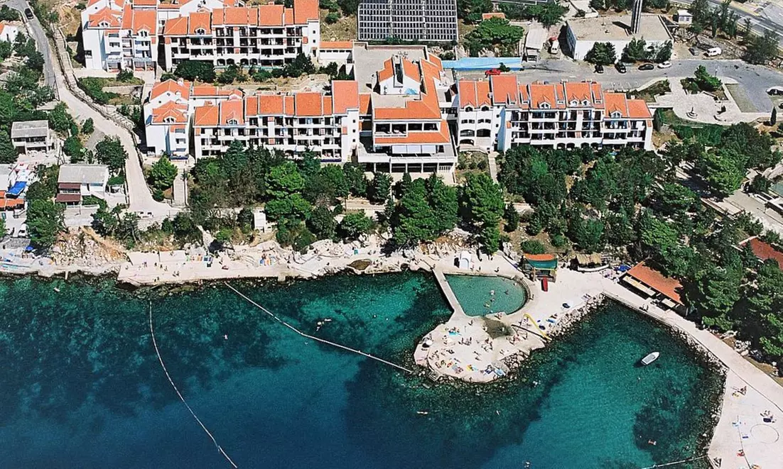 Chorwacja, Riwiera Paklenica: 3-7 nocy dla 2 osób z all inclusive w Hotelu Zagreb - Primary Image