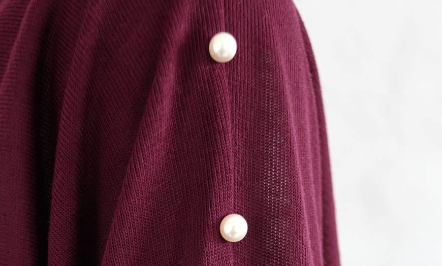 Image 4: Pearl Arms Necklace Jumper
